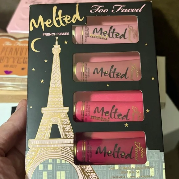 Too Faced Makeup Bundle all NEW - Picture 3 of 15